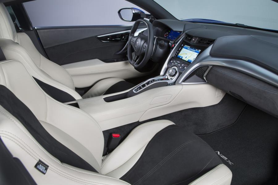 Интерьер Acura NSX 2016 года  (NA) (фото 173 из 286)